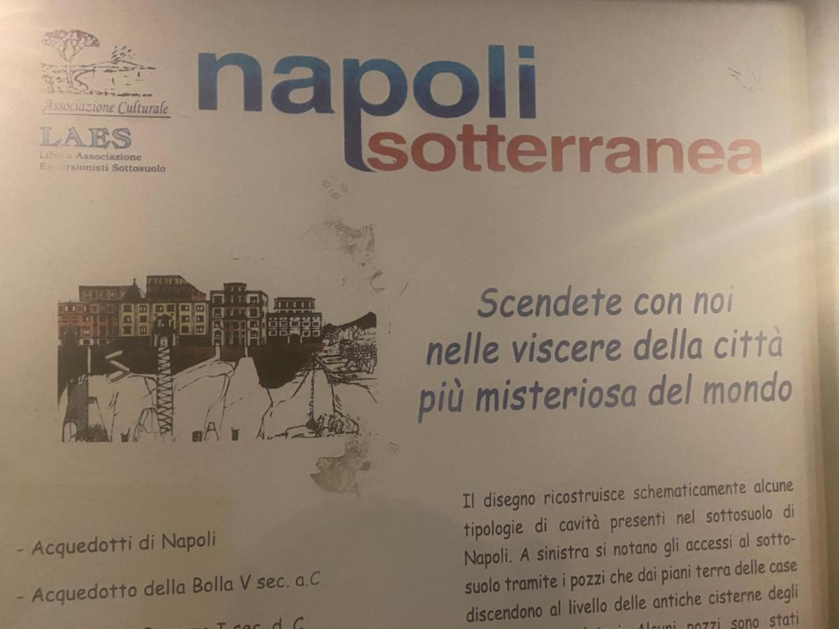 Casa Gioia, Tra Palazzo Reale,lungomare E Monte Echia Appartamento